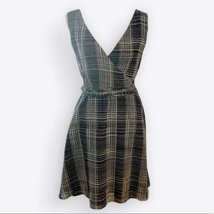 EUC Graphic Black and White Dress